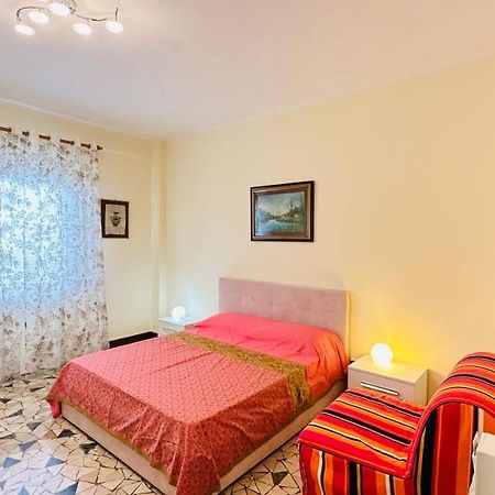 B&B Peace 2 Pisa Bagian luar foto