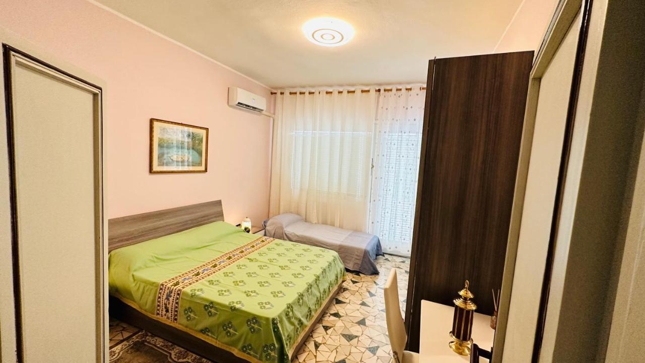 B&B Peace 2 Pisa Bagian luar foto