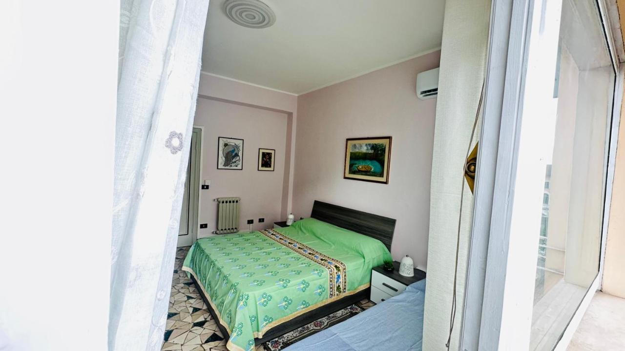 B&B Peace 2 Pisa Bagian luar foto