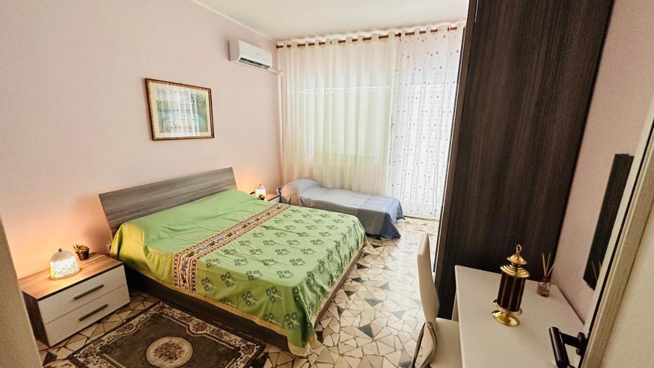 B&B Peace 2 Pisa Bagian luar foto